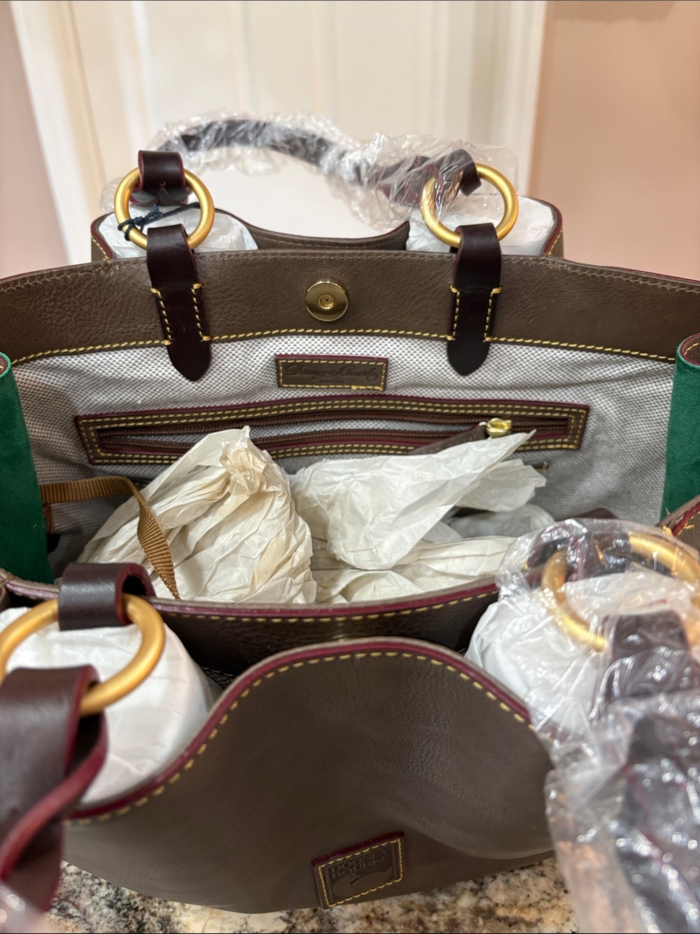 NWT Dooney & Bourke Florentine Leather Large Zip Barlow Satchel in Elephant - Picture 6 of 9